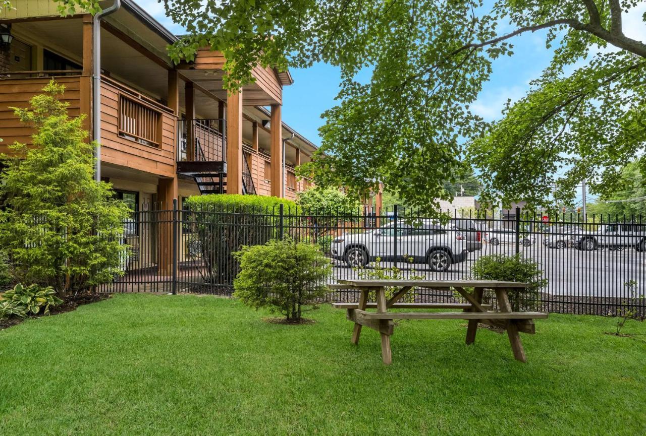 Surestay Plus By Best Western Woodbury Inn Εξωτερικό φωτογραφία