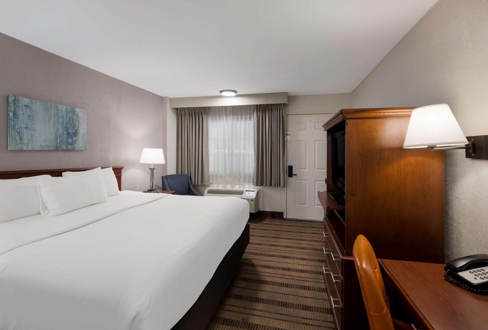 Surestay Plus By Best Western Woodbury Inn Εξωτερικό φωτογραφία