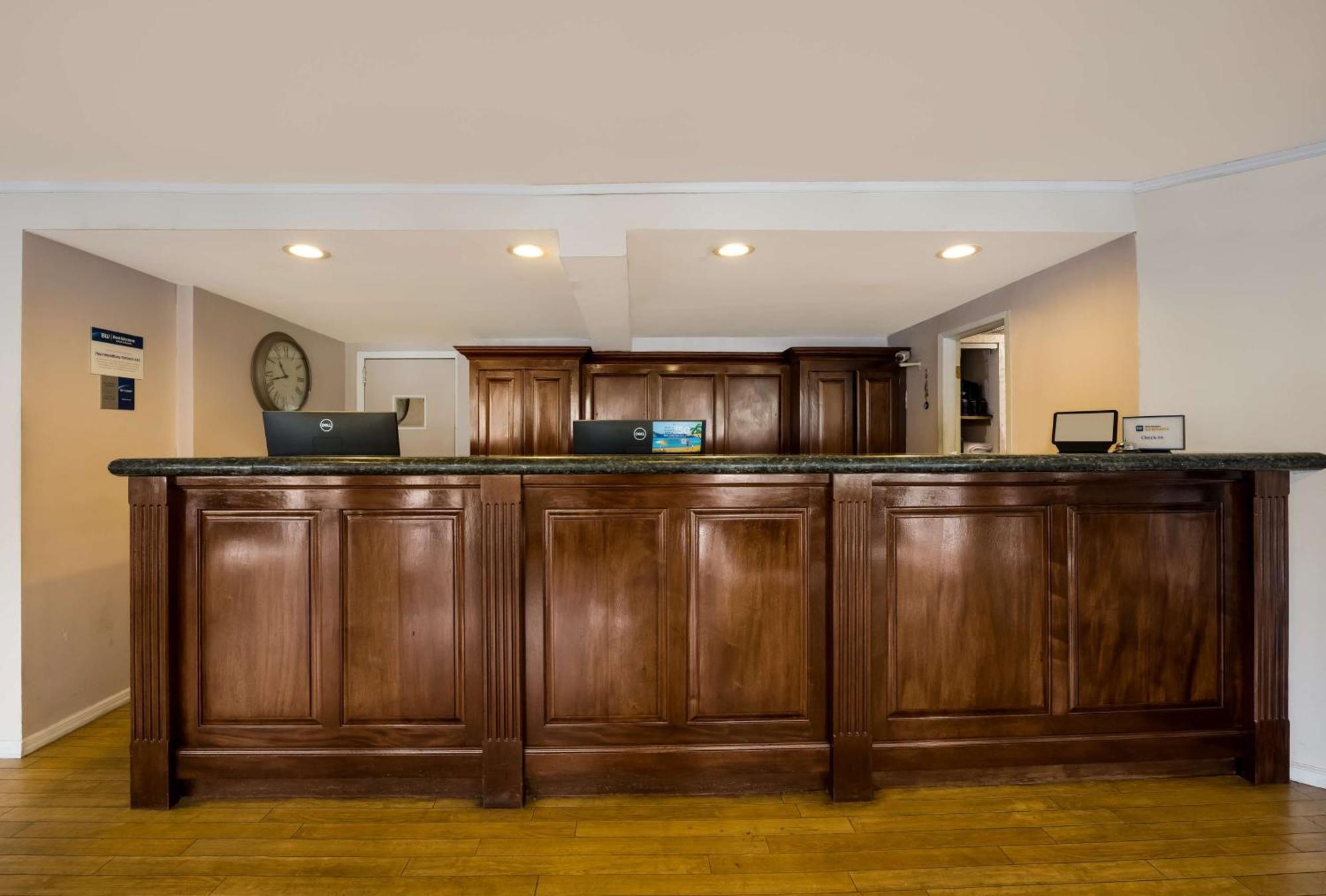 Surestay Plus By Best Western Woodbury Inn Εξωτερικό φωτογραφία